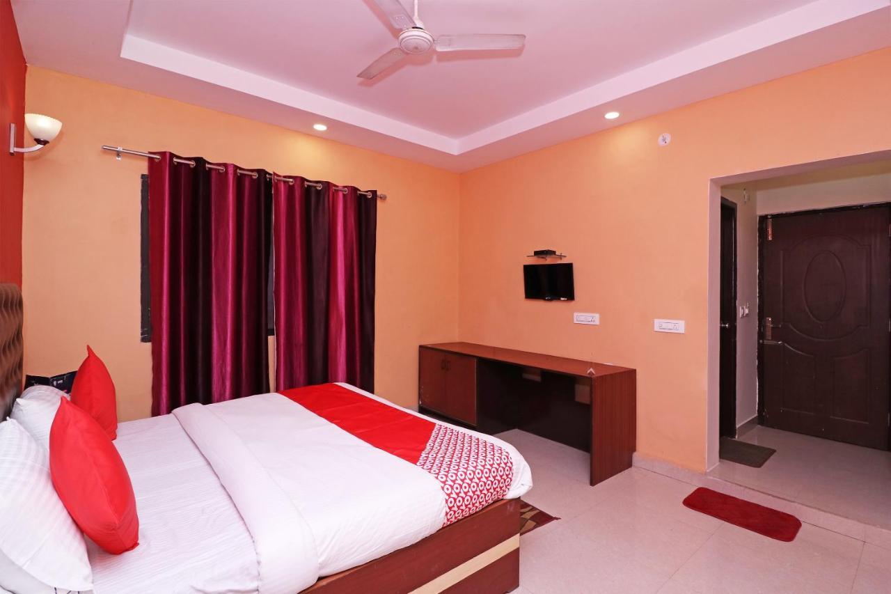 Oyo 14179 Panchvati Otel Dehradun Dış mekan fotoğraf