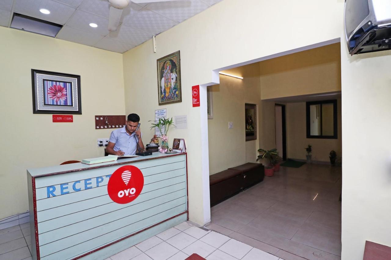 Oyo 14179 Panchvati Otel Dehradun Dış mekan fotoğraf