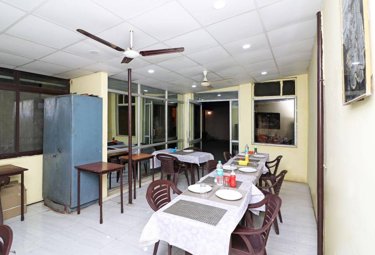 Oyo 14179 Panchvati Otel Dehradun Dış mekan fotoğraf